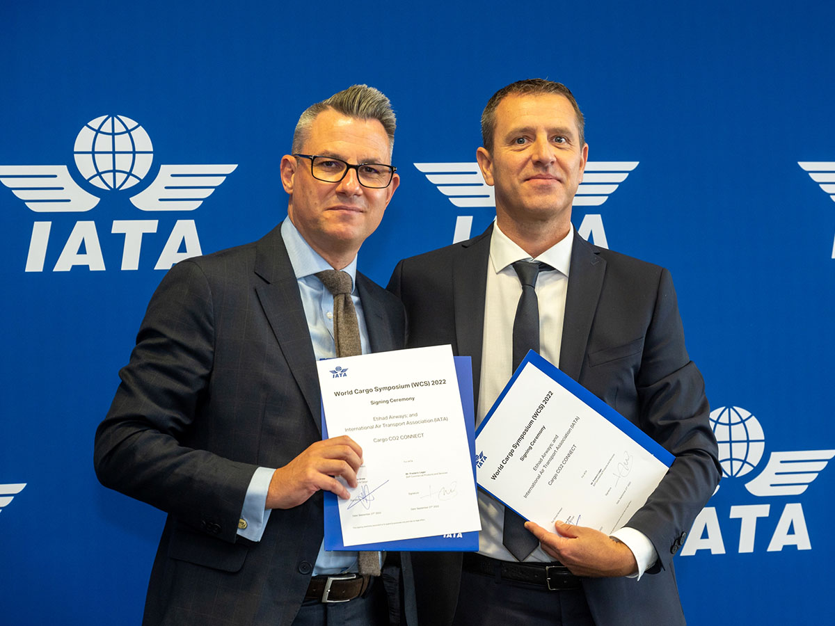 IATA CO2 Emissions - LogisticsGulfNews.com